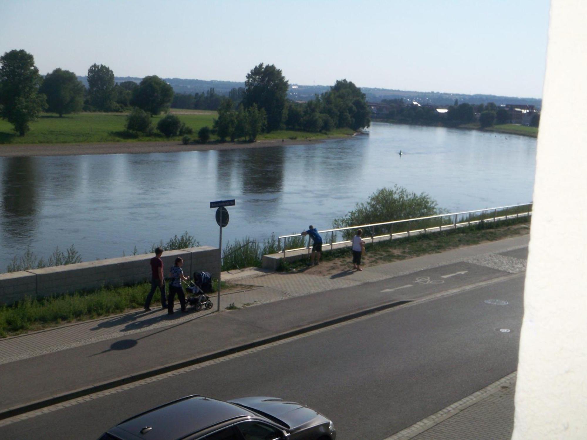 Ambiente-An-Der-Elbe-Wohnung-Og Dresden Exterior foto